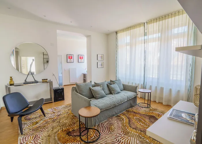 Rivage Restaurant 酒店 3*